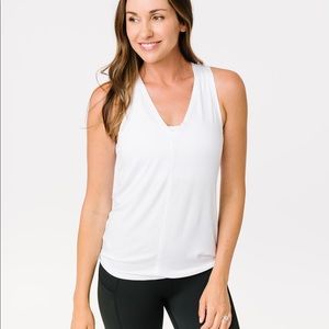 🌙Zyia Fancy V tank - white - size large